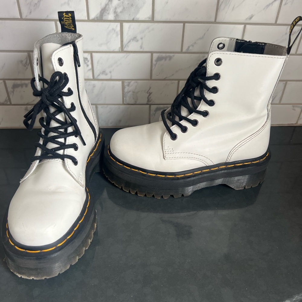 DR Martens Jadon Platform Boots 6